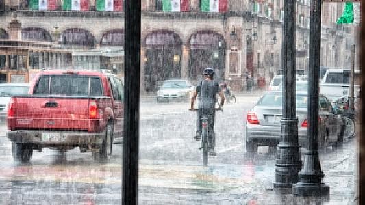 Damaged Repair in Dubai: Who Pays When Rain Creates Havoc on Your Apartment?