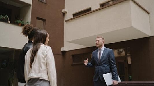 A Guide to Renting Apartments in Ajman: What to Expect