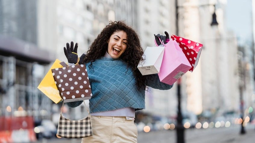 Shopping in Ajman (2025): Best Malls, Markets & Cheap Spots 