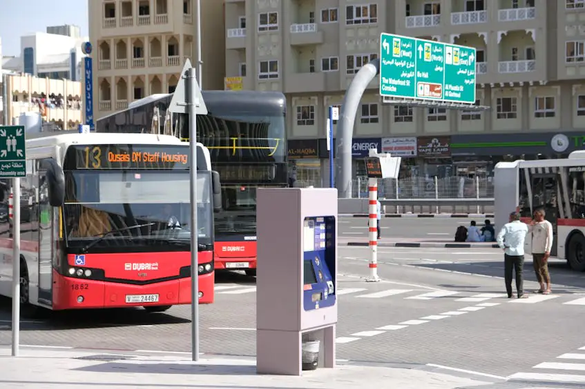 a bus going from ajman to dubai